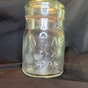 Antique Atlas E-Z Seal Canning Jar